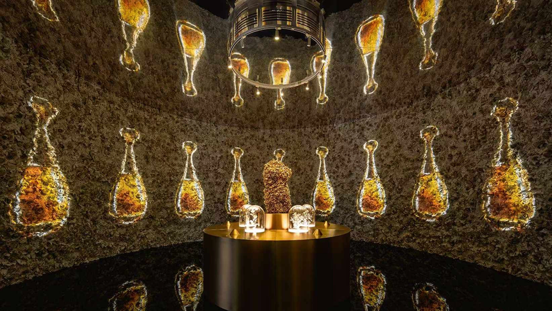 J'adore exhibition Beijing 2024